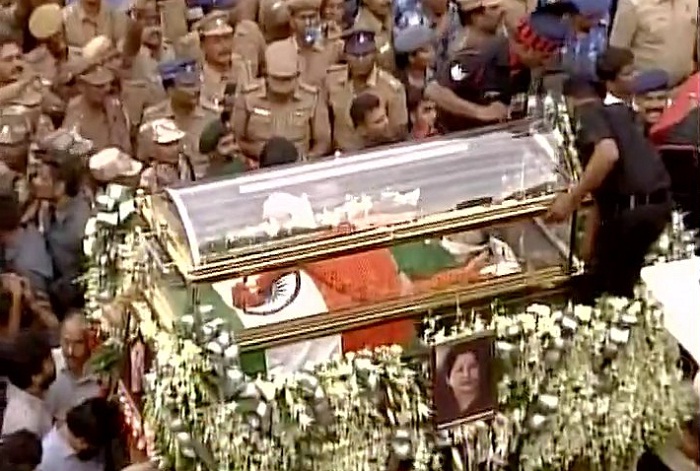 funeral procession Jayalalithaa