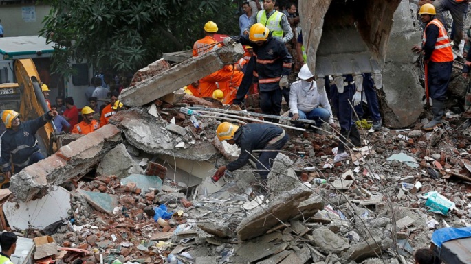 mumbai four-story building collapse