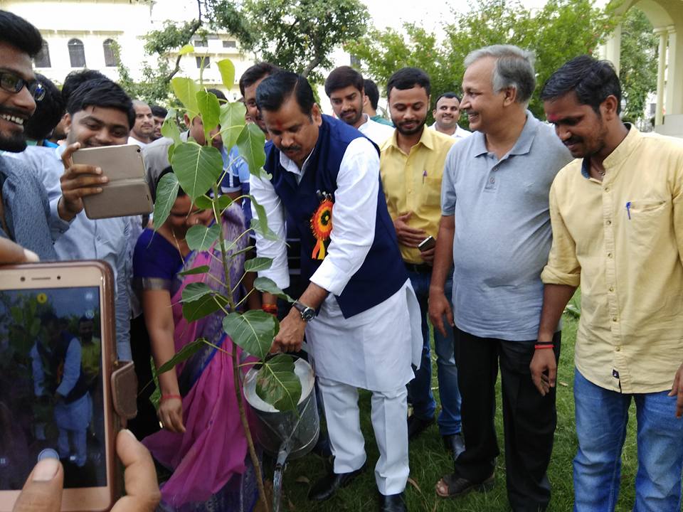 abvp lucknow university