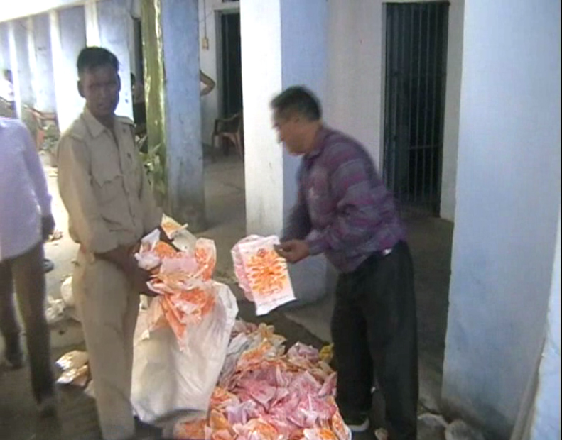 mid day meal of children recovered from buffaloes dairy during raid meerut