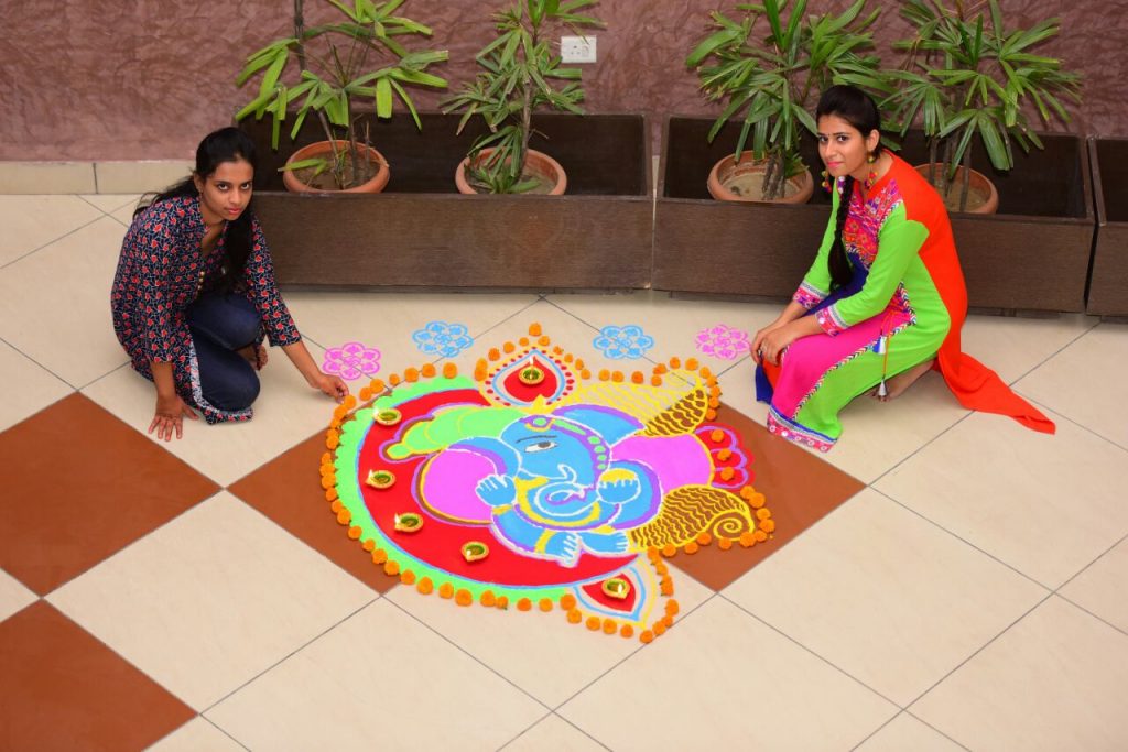 Technoites celebrated Pre-Diwali in college campus