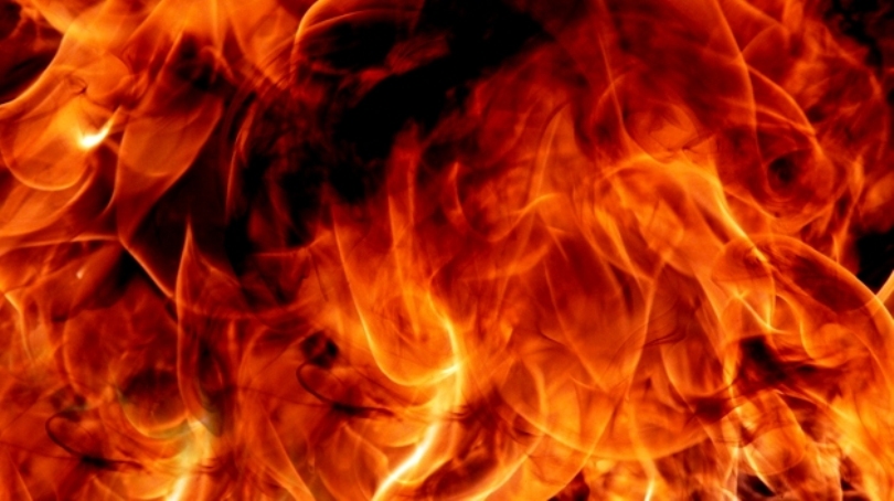 Mahoba man tried to burn alive