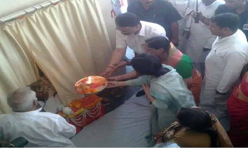 MP Dimple Yadav In Gorakhpur