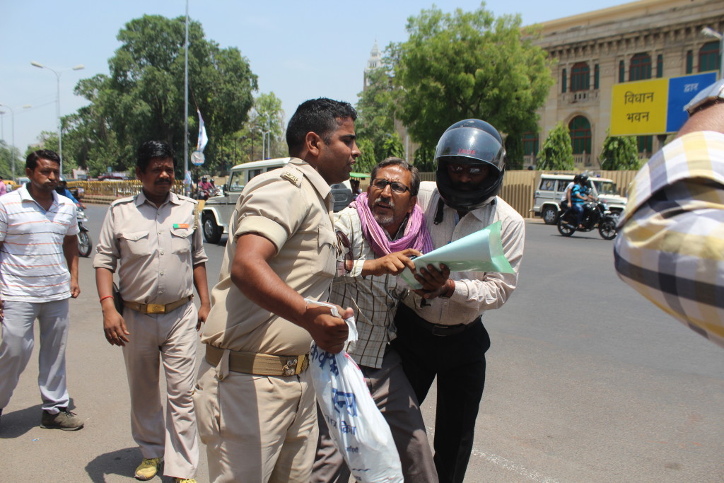 Auto Driver