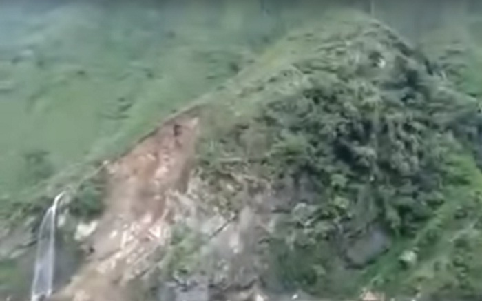 Mountain Fall Down In Flood