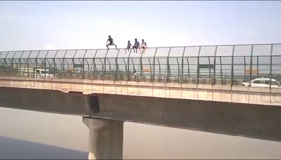 jawahar bridge agra