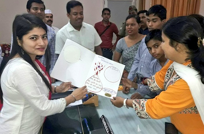 meerut dm chandrakala