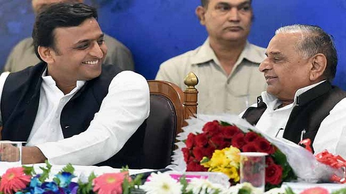 akhilesh with mulayam