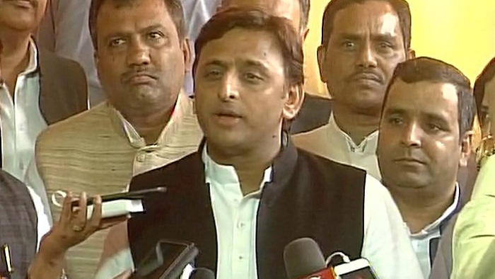 akhilesh yadav met pm