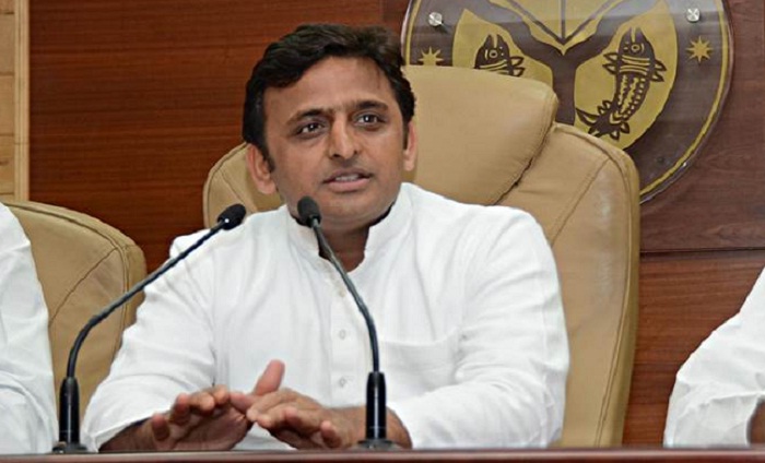 akhilesh reached lok bhawan