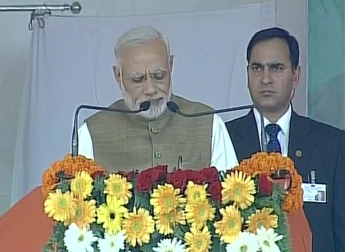 pm modi address public meeting