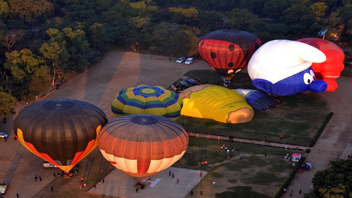 taj balloon festival