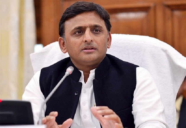 akhilesh calls SP MLA