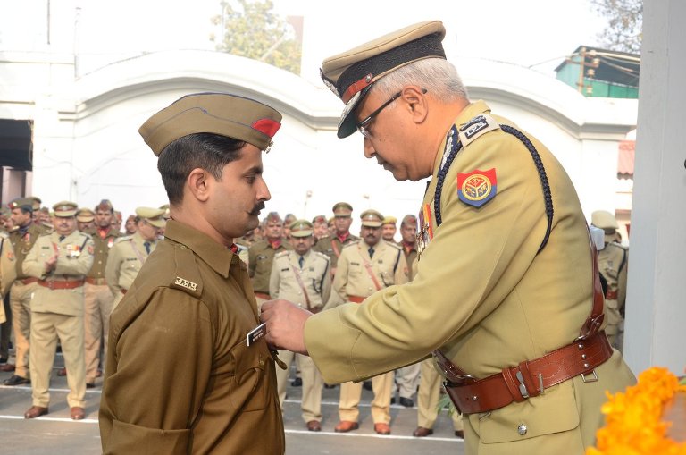 javeed ahmad honored policemen