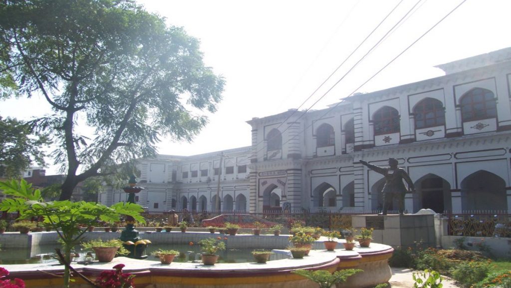 dav college lucknow