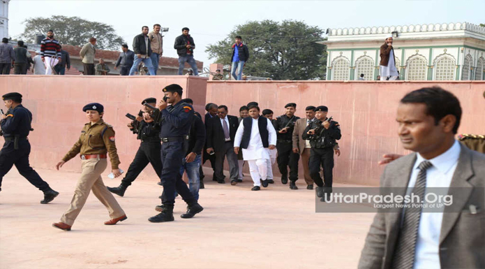 cm akhilesh yadav