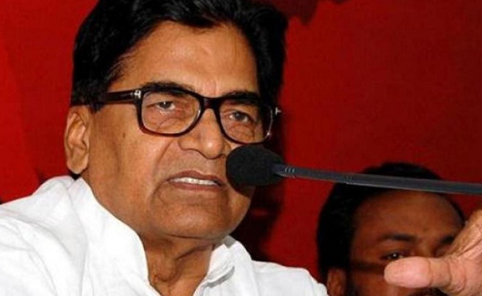 ramgopal answered mulayam allegations