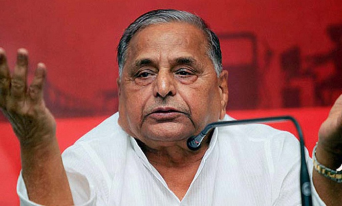 mulayam singh press conference