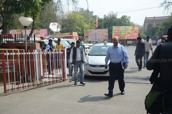 CM adityanath yogi calls meeting