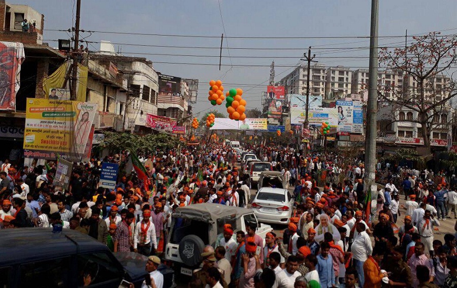 pm modi banaras road show