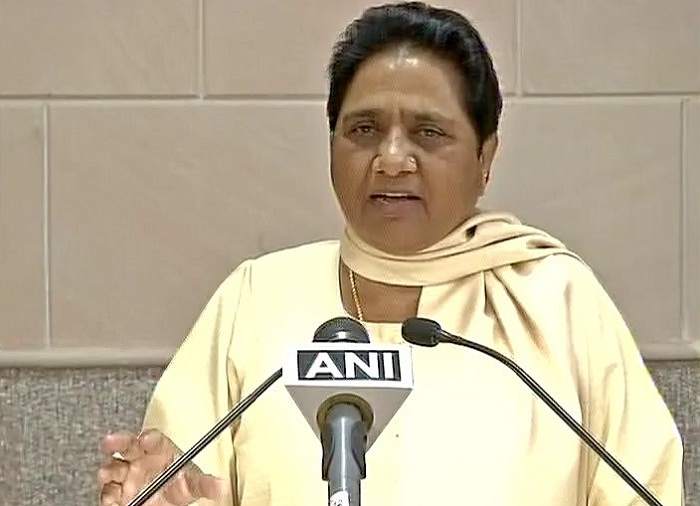 mayawati attacks CM aadityanath yogi