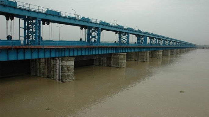 100 meter long bridge