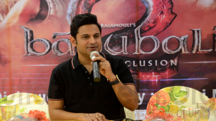 manoj muntashir lyricist