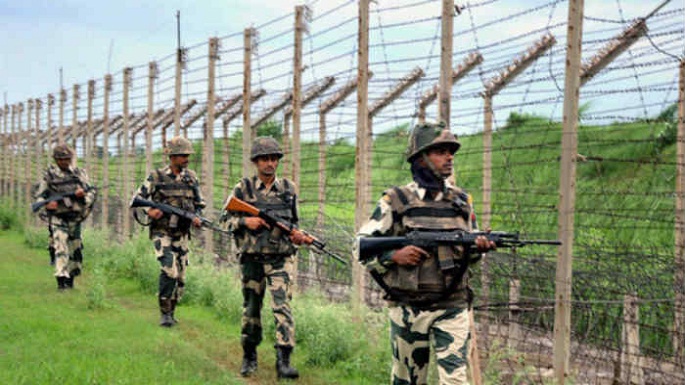 j&k pakistan violated siege fire