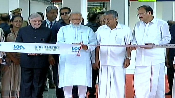 pm modi inaugurated kochin metro