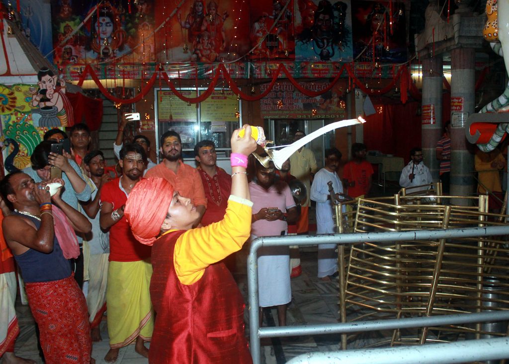 mankameshwar mandir second monday