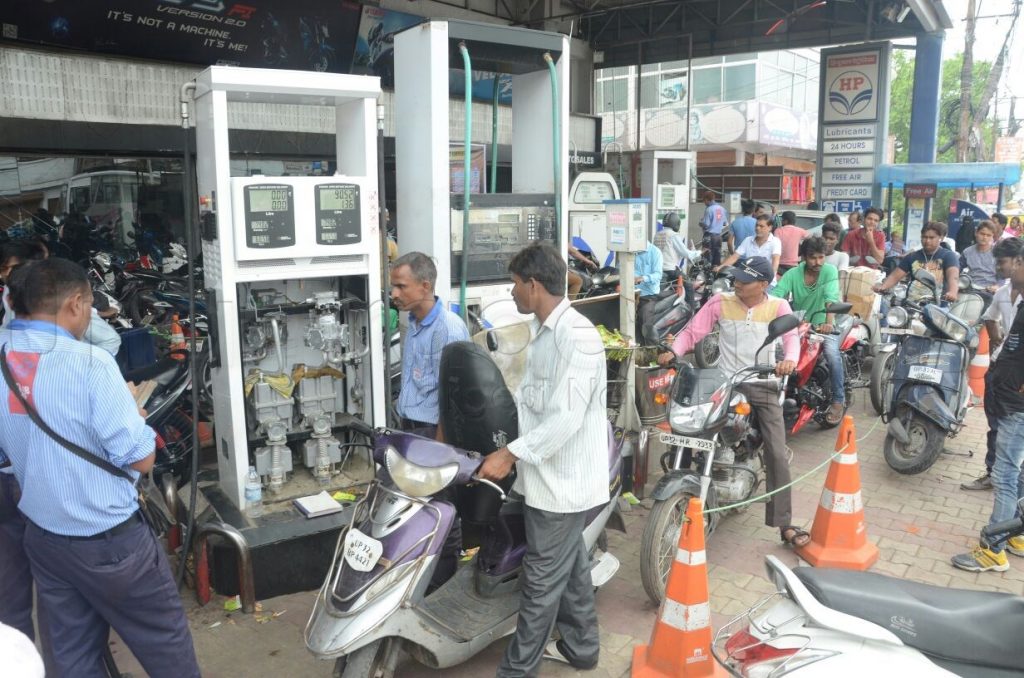 petrol pump open