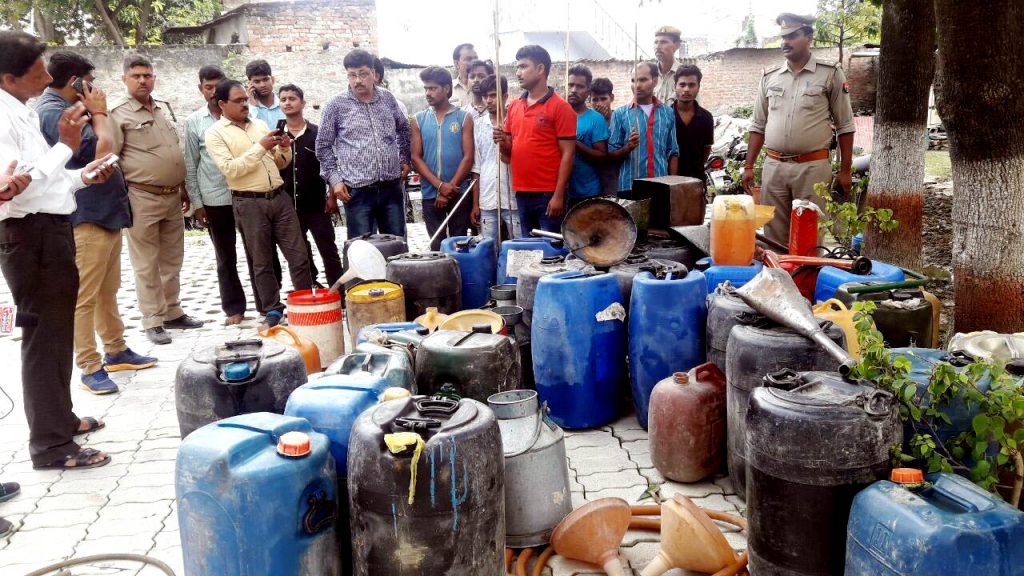 lucknow: raids on Illegal diesel petrol places