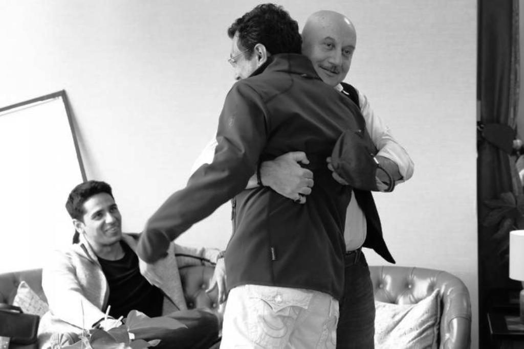 Anupam Kher joins the cast of "Aiyaary" with Siddharth