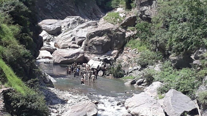 amarnath yatra pilgrims bus accident