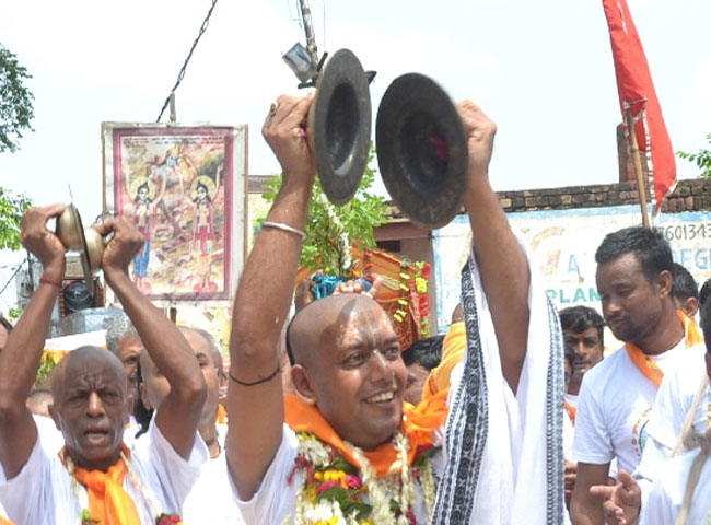 govardhan yatra