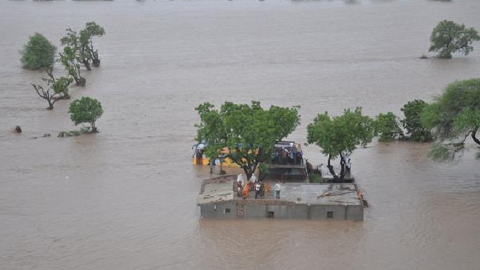 modi aerial survey gujrat