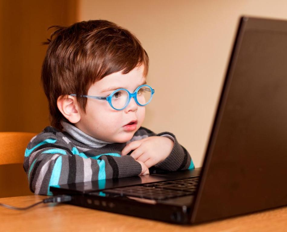 Children: Consuming online time as junk food