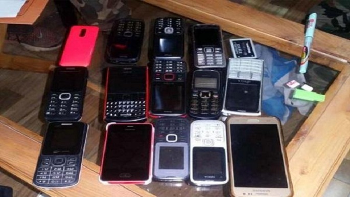 baramulla 20 phones seized