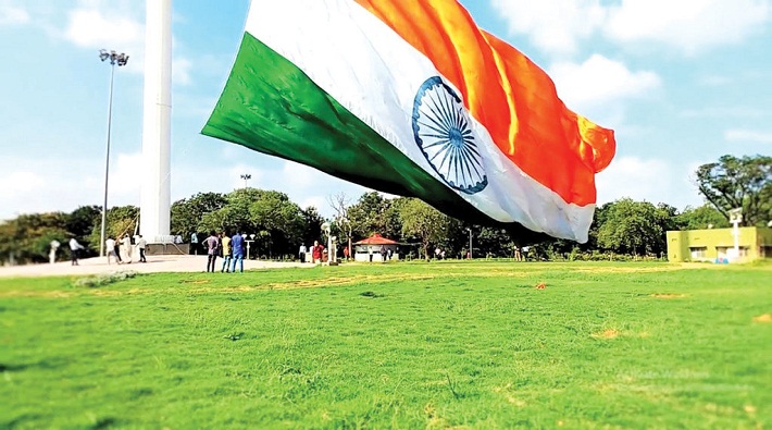 protocol of national flag not fulfilling by om residency in bareilly