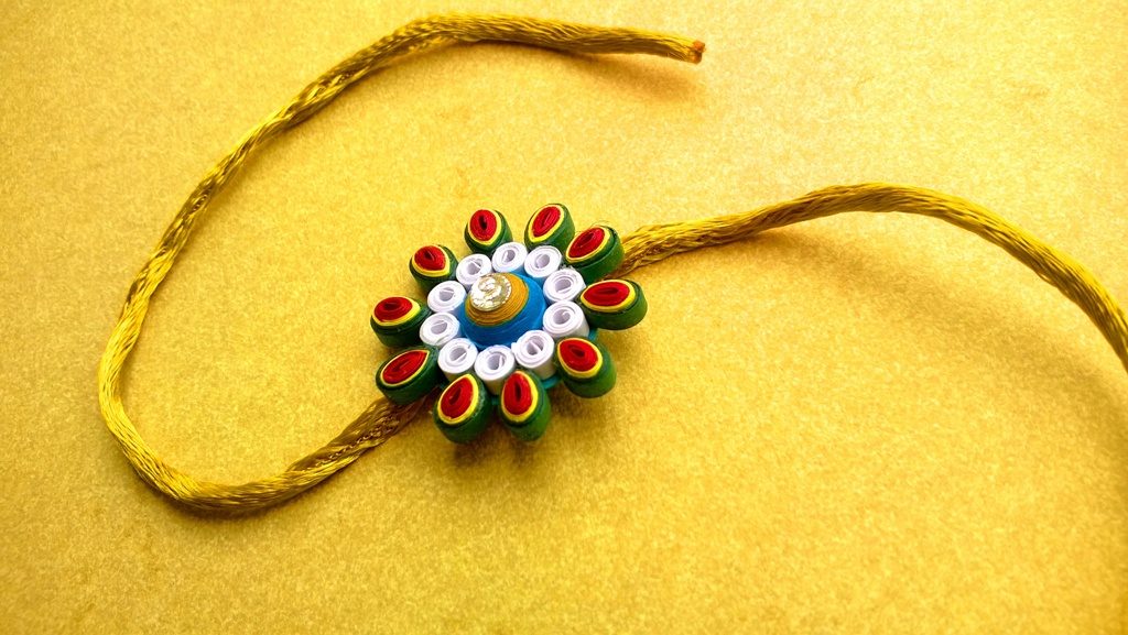 Buy home-made sweets,gifts this Rakhi!