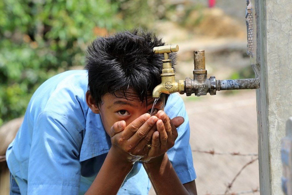 No clean drinking water in schools promoting sugary drinks