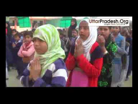 students taught Gayatri Mantra and om in Aligarh madrasa