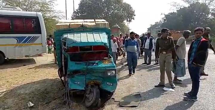 CM Security Police Bus accident in sandila hardoi