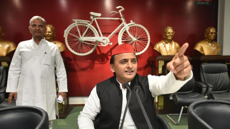 akhilesh yadav visit