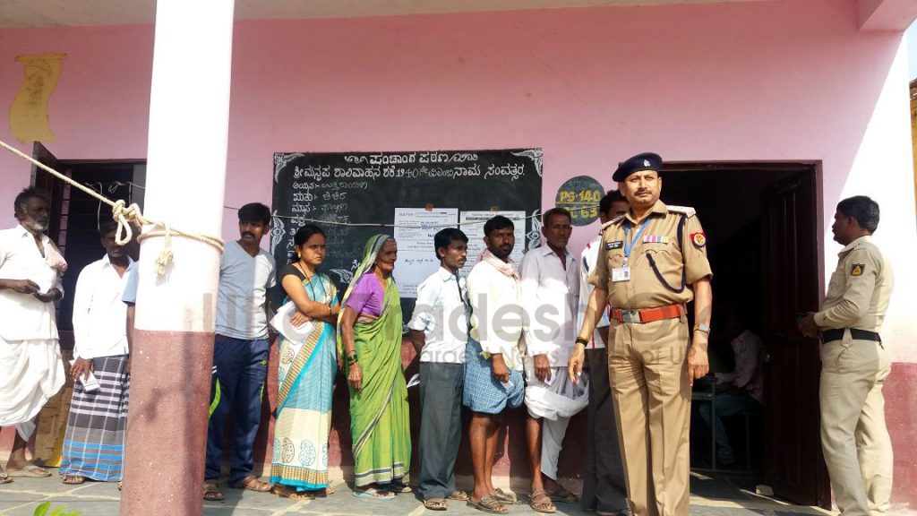 karnataka election 2018: live voting Photos-2