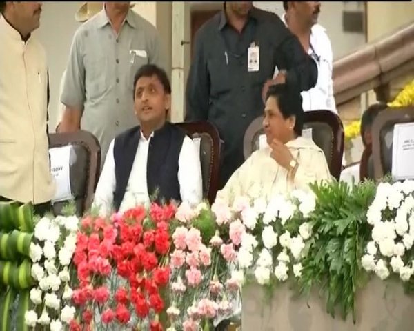 akhilesh mayawati come together