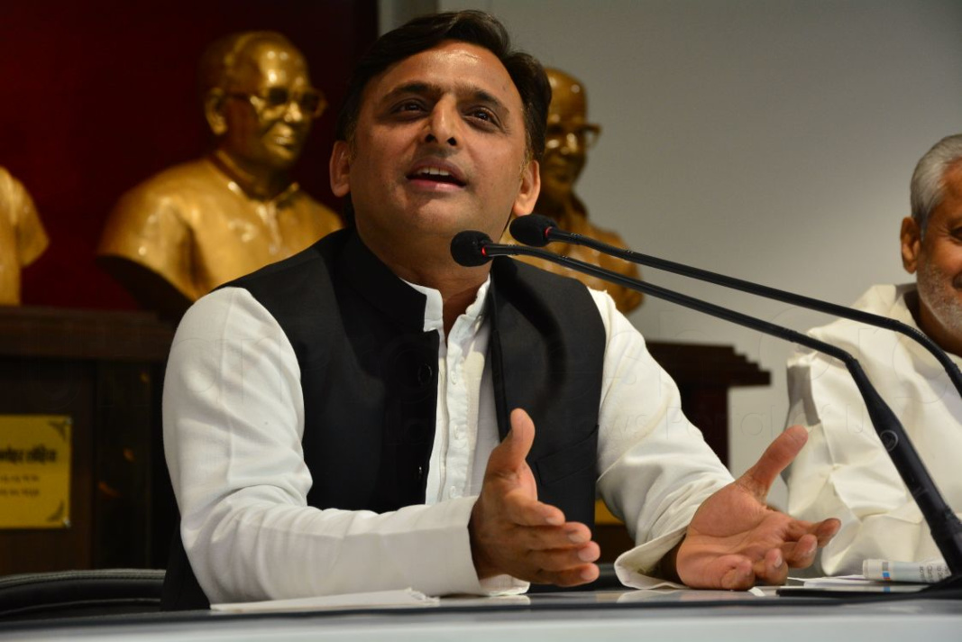 akhilesh yadav press conference