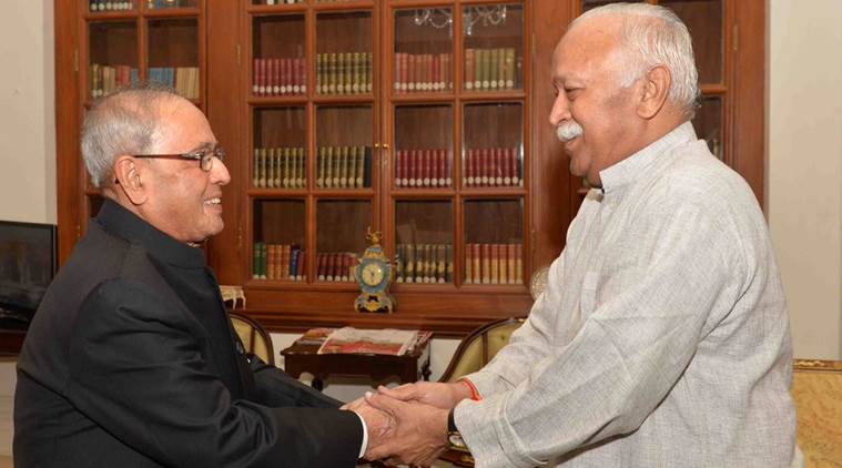 pranab-mukherjee accepts-rss-invite-starts controversy