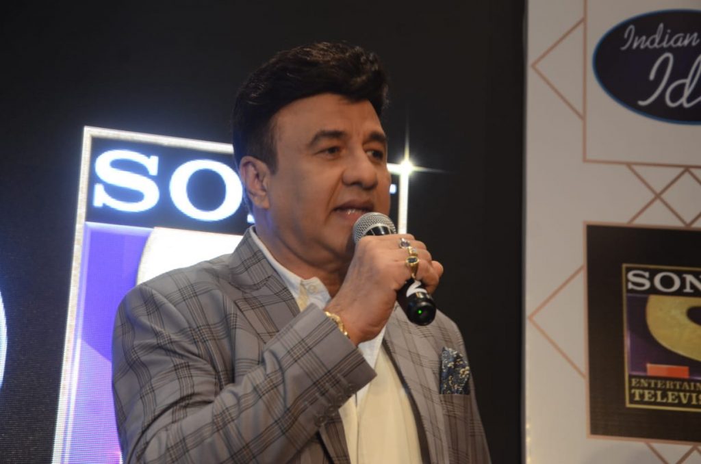 Anu Malik with his contestants visited Lucknow!