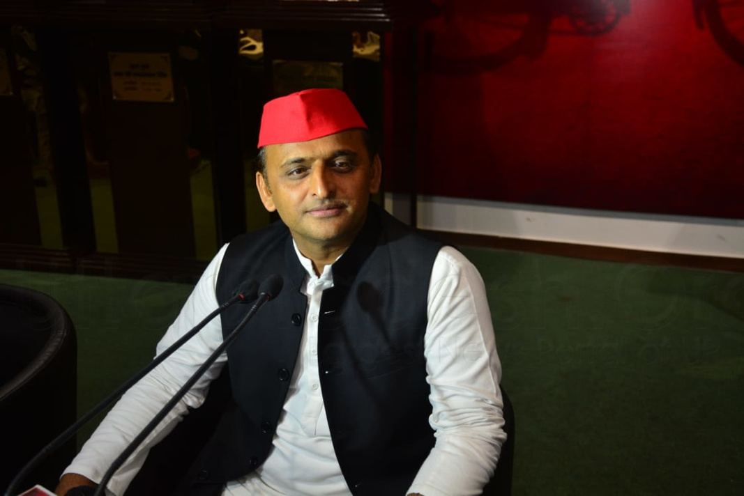 akhilesh yadav